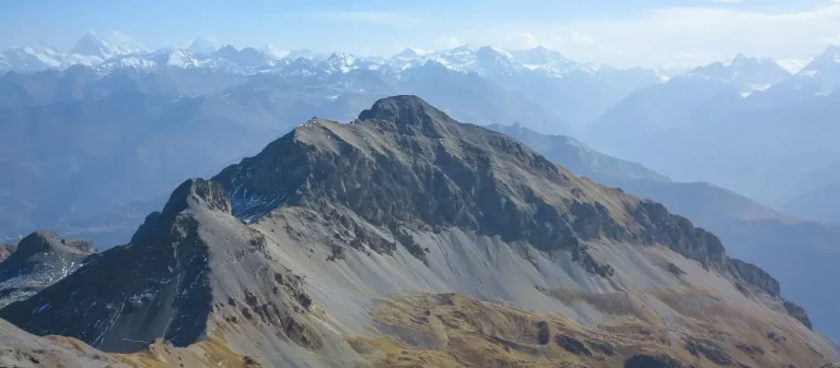 Vue du Grand Chavalard au crépuscule - rando, randonnée, Ovronnaz, Suisse, Valais